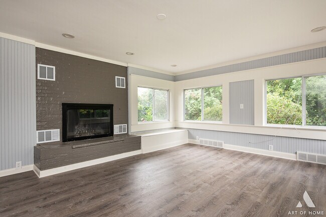 Foto del edificio - 923 W Plainfield Rd