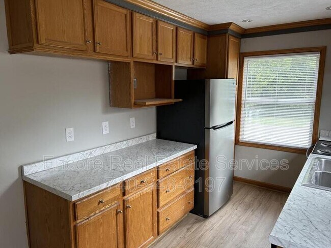 Foto del edificio - 526 Edgemont Rd