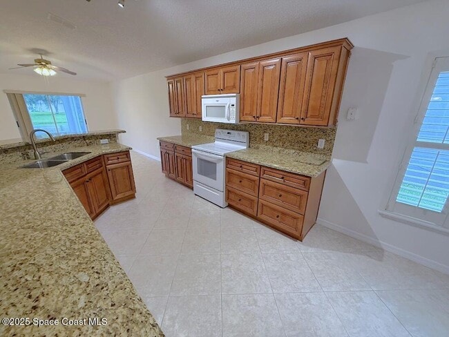 Foto del edificio - 1781 Brookshire Cir