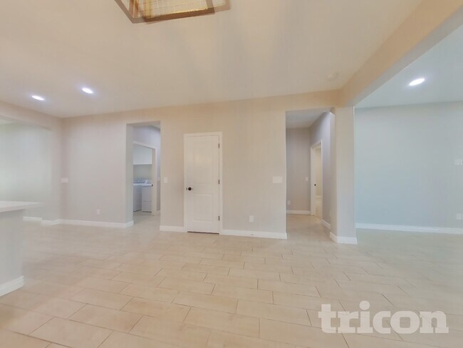 Foto del edificio - 24896 N 144th Ln