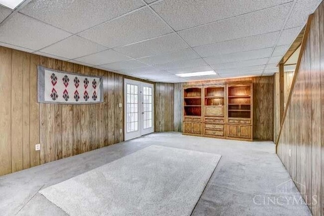 Building Photo - 8059 Hetz Dr