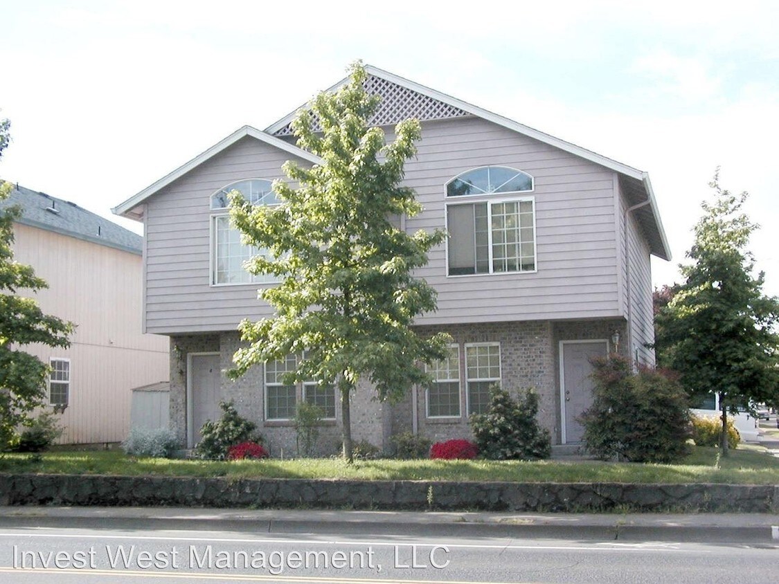 Primary Photo - 703 E 39th St