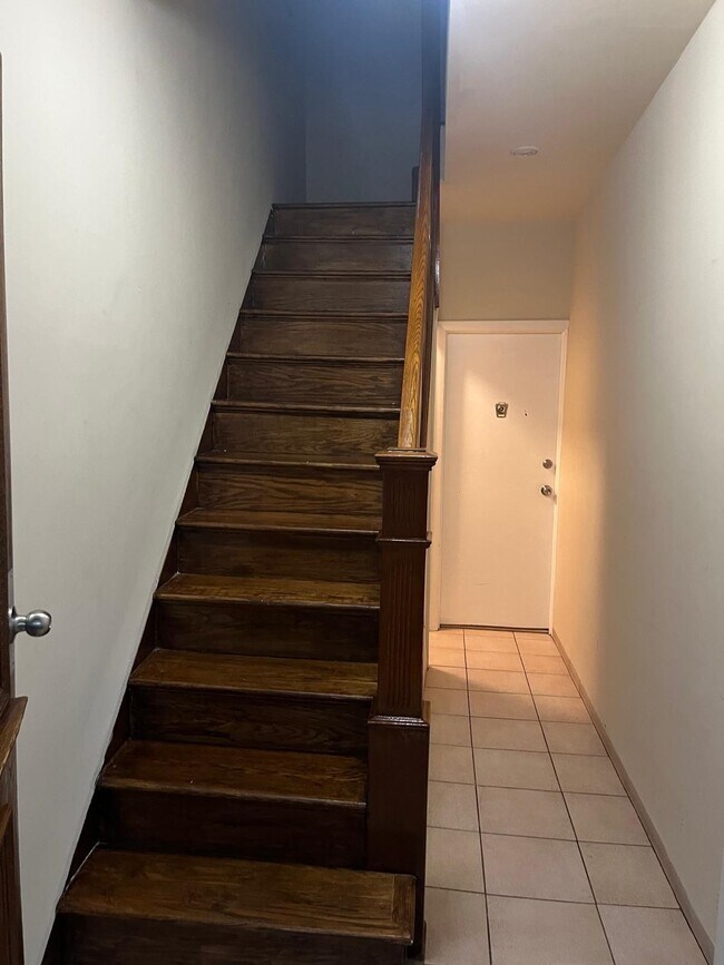 Foto del edificio - 108 57TH St