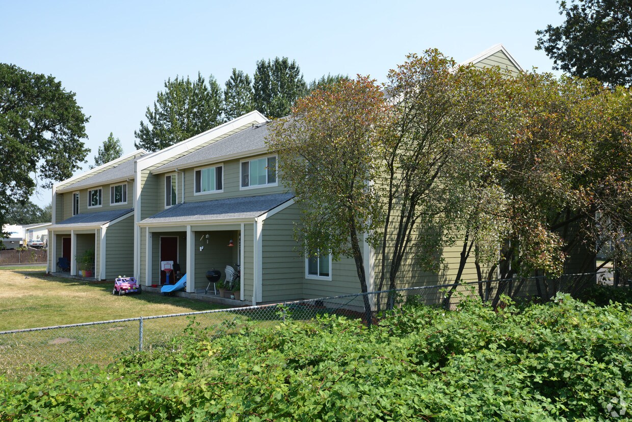 Northfork Apartments - Two Rivers Apartments