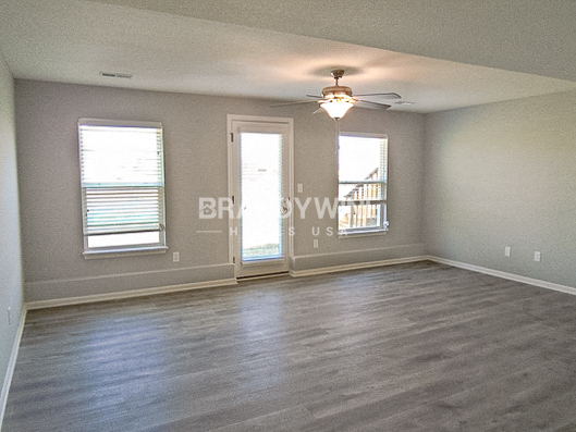 Building Photo - Pre-leasing NEW construction homes now for...