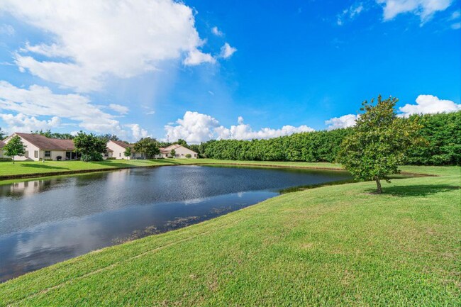 Building Photo - 7922 Sandy Pointe Dr