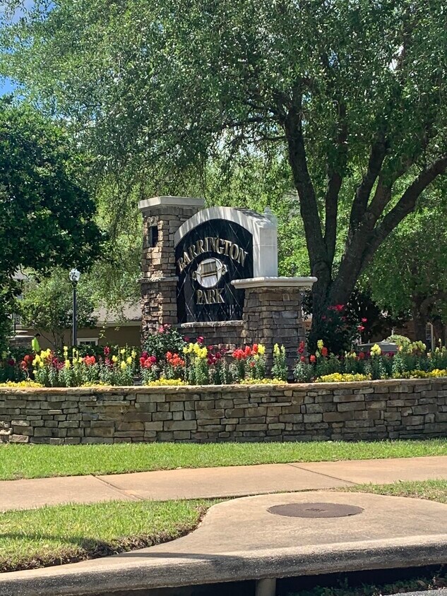 Foto principal - 2801 Chancellorsville Dr