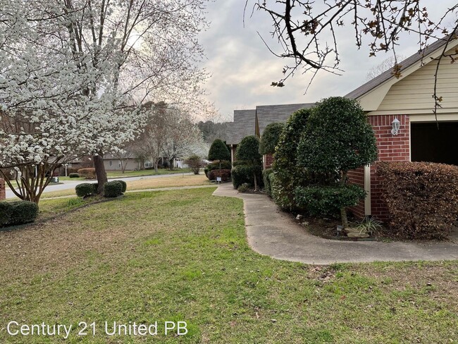 Building Photo - 3 br, 2 bath House - 2217 Barney Lane