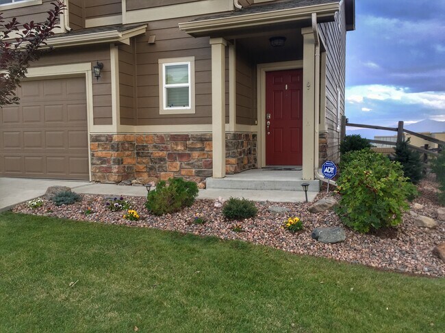 Building Photo - 13126 Canyons Edge Dr
