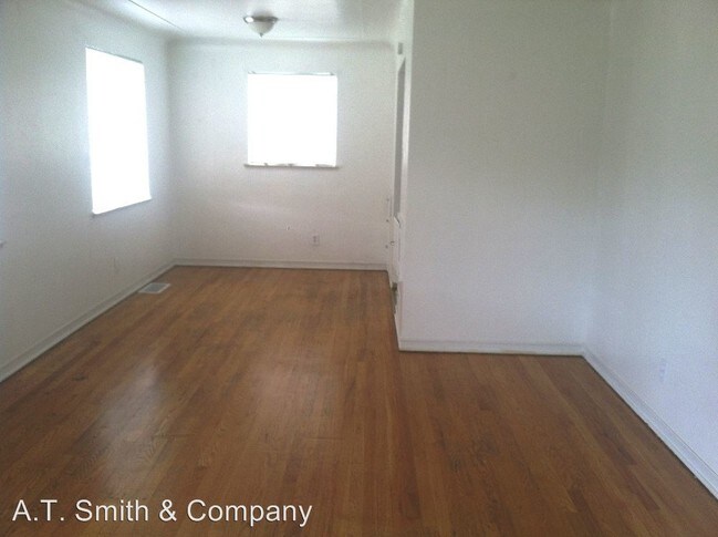 Building Photo - 1245 Vance St