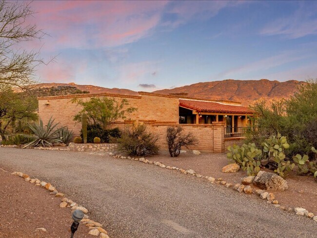 Building Photo - 3350 N Wide Loop Dr