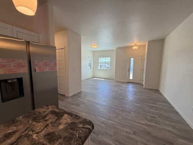 Building Photo - 3138 Platte River Dr