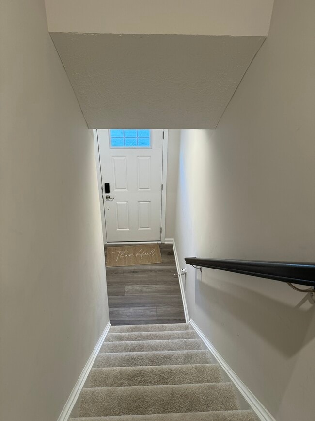 Foto del edificio - 6837 Frey Ln