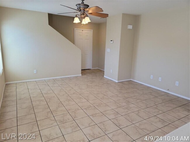Foto del edificio - CUTE SUNRISE MANOR 3 BED 1.5 BATH HOME!