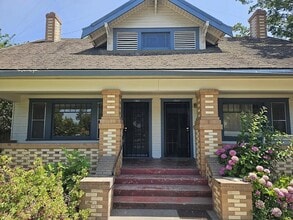 Building Photo - 1502 W Walnut St