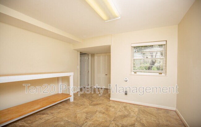 Foto del edificio - 1514 Hilton Ave