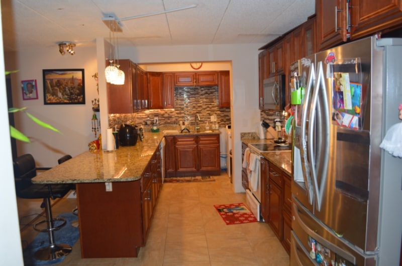 Primary Photo - 180 Green St