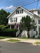 Building Photo - 204 Cornell St