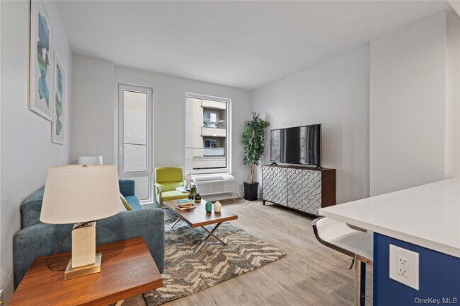 Foto del edificio - 40 Westchester Pl