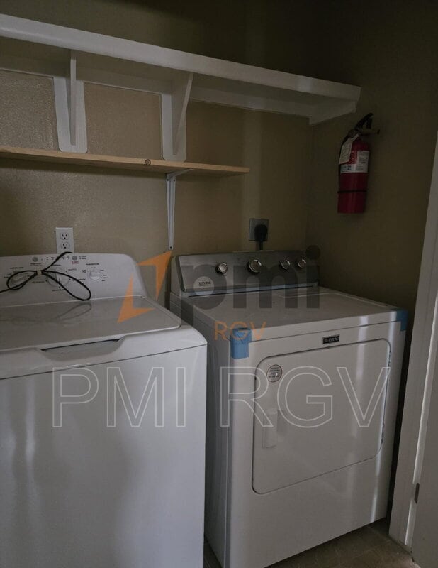 Foto del edificio - 2003 Sahara St