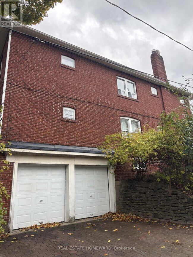 Photo du bâtiment - 95 Glendonwynne Rd