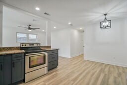 Foto del edificio - 2500 Francis Ave