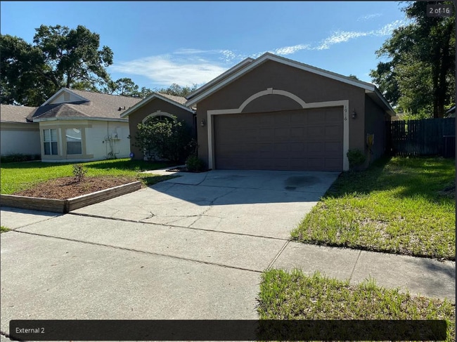 Foto del edificio - 1916 Windsor Oak Dr