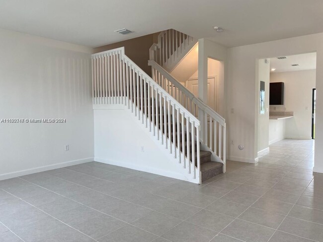 Foto del edificio - 10133 SW 228th Ter