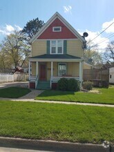 Building Photo - 316 Lake Ave