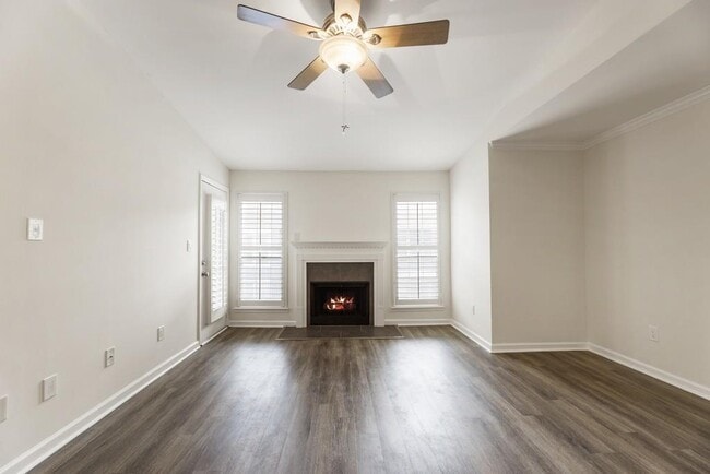 Building Photo - 210 Granville Ct