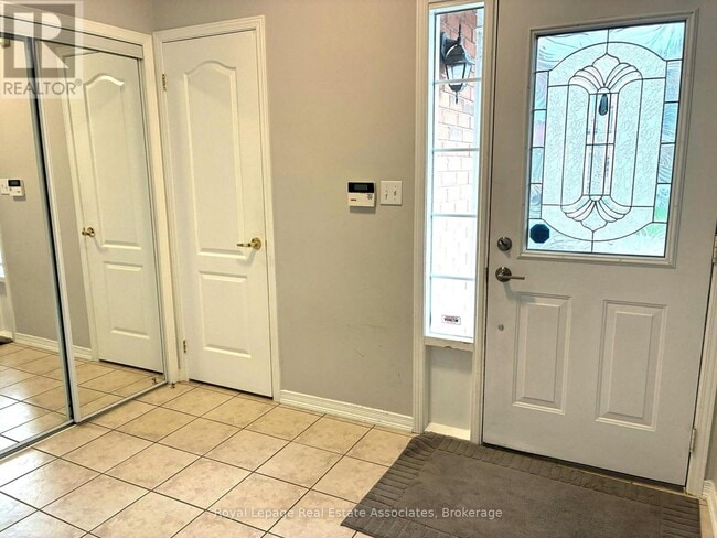 Photo du bâtiment - 21 Ridgegate Pl