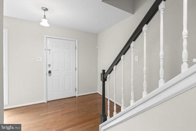 Building Photo - 1119 Halesworth Dr