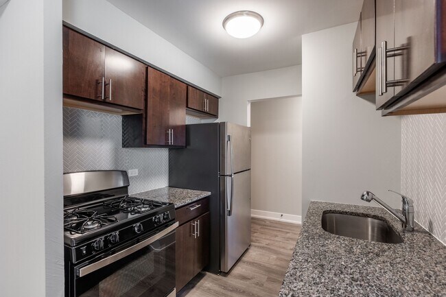 Foto del edificio - 530 W Aldine Ave