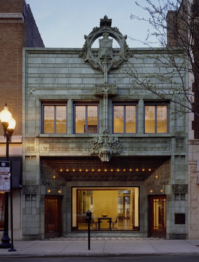 Historic building - 4611 N Lincoln Ave