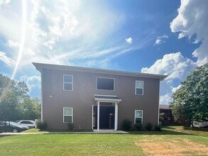 Building Photo - 1125 Old Barren River Rd