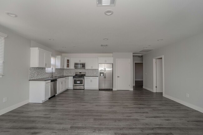 Foto del edificio - 3915 Brighton Ave