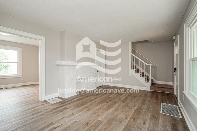 Building Photo - 1178 E 21st Ave