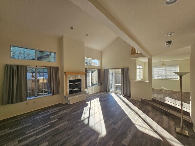 Foto del edificio - 231 Rosita St