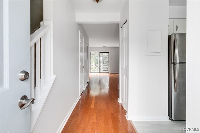 Building Photo - 5543 Forest Hill Ave