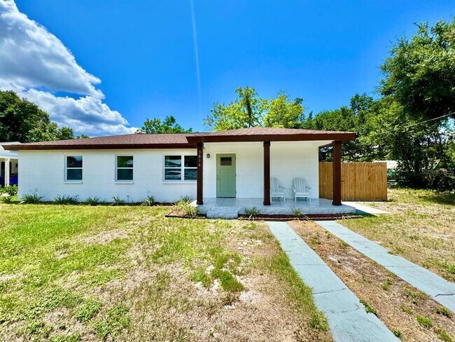 Foto del edificio - 3814 W Tyson Ave