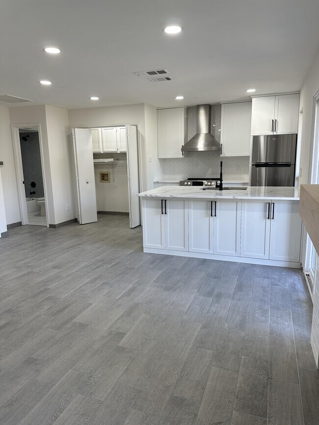 5916 Gaston Ave, Dallas, TX 75214 Townhome Rentals in Dallas TX