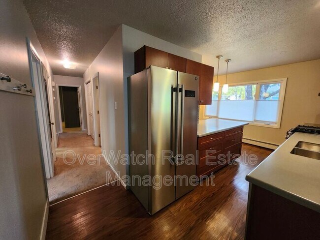 Foto del edificio - 7019 Windsor Pl