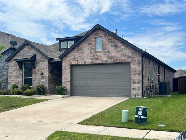 Building Photo - 1553 Sugarberry Dr