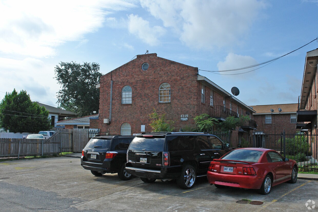 Primary Photo - 4118 Sanford St