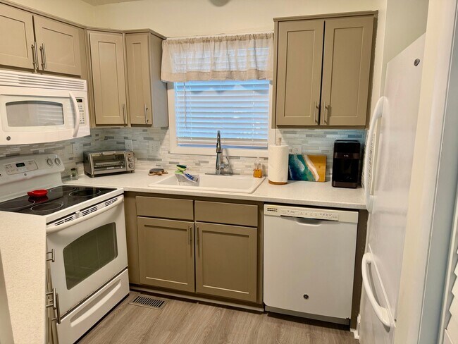 Foto del edificio - 700 Skipjack Ln