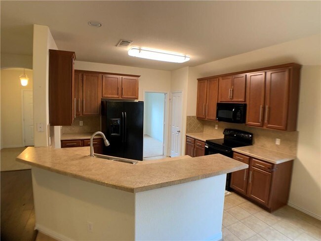 Foto del edificio - 218 Ashlawn Dr