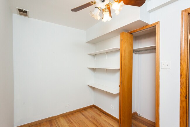Building Photo - 1643 N Sedgwick St
