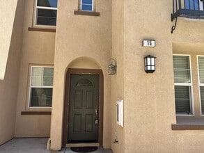 Building Photo - 35992 Lindstrand Ave