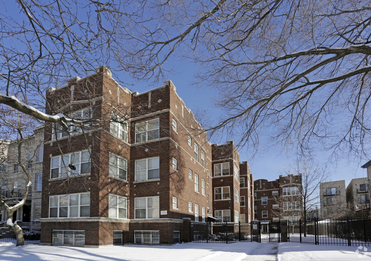 Foto del edificio - Kenwood Apartments