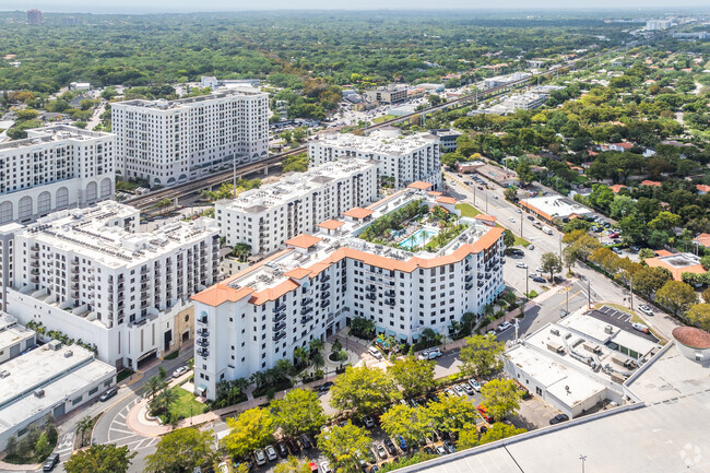 363 Granello Ave - Context Shot Facing North - The Watermark at Coral Gables